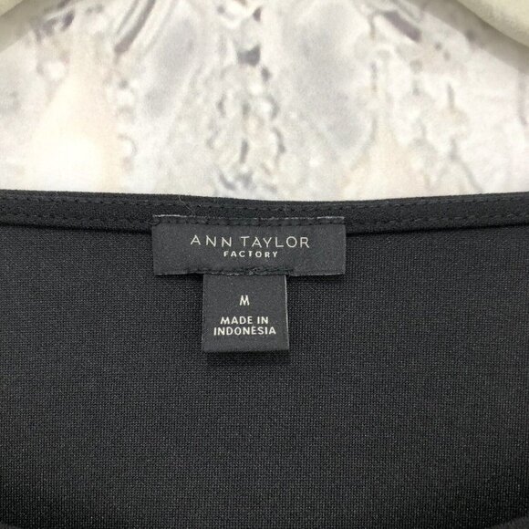 Ann Taylor Medium Solid Black Sleeveless Pleated Blouse Round Neck Pullover NWOT - Picture 7 of 8